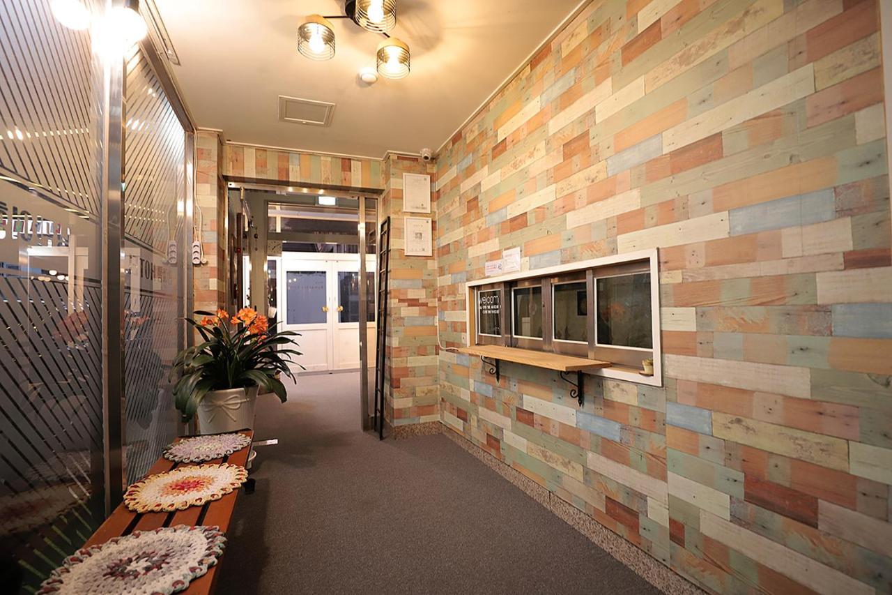 Stay Romantictrip_Hostel Gyeongju Zewnętrze zdjęcie