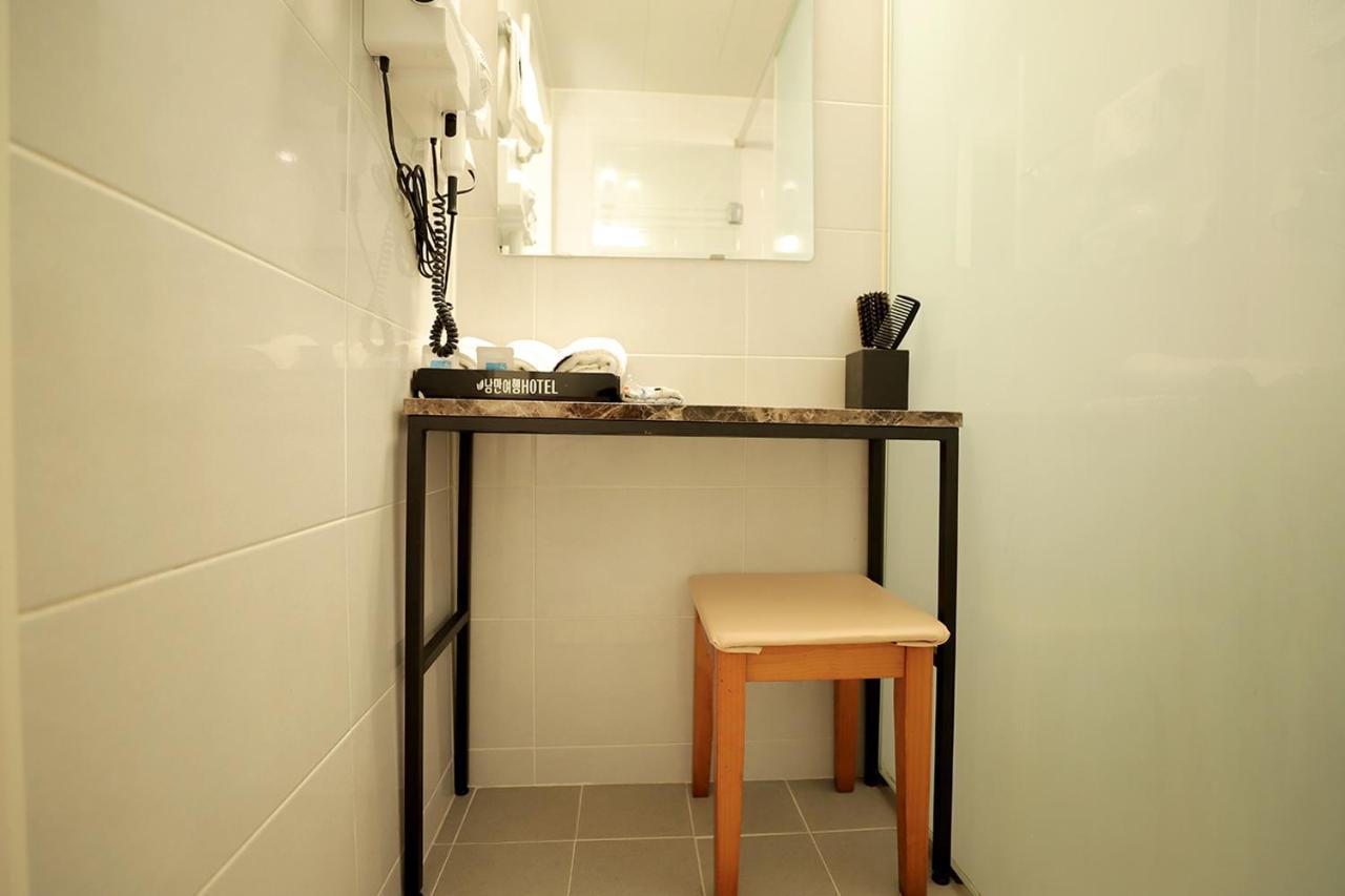 Stay Romantictrip_Hostel Gyeongju Zewnętrze zdjęcie
