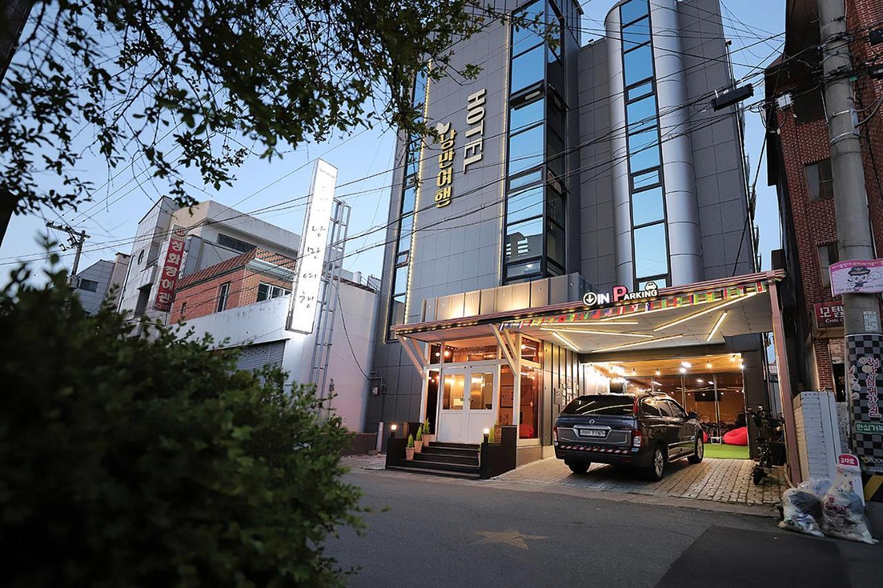 Stay Romantictrip_Hostel Gyeongju Zewnętrze zdjęcie