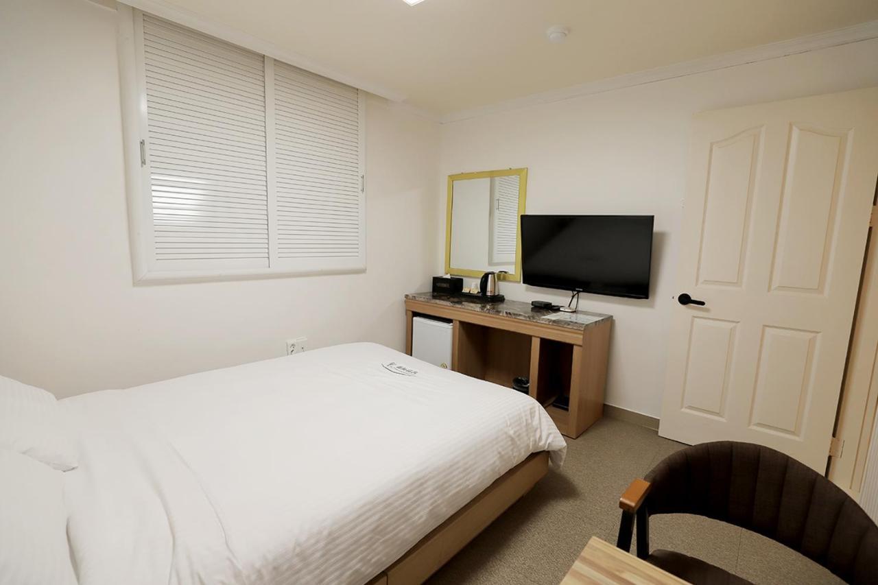 Stay Romantictrip_Hostel Gyeongju Zewnętrze zdjęcie