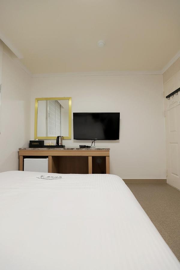 Stay Romantictrip_Hostel Gyeongju Zewnętrze zdjęcie