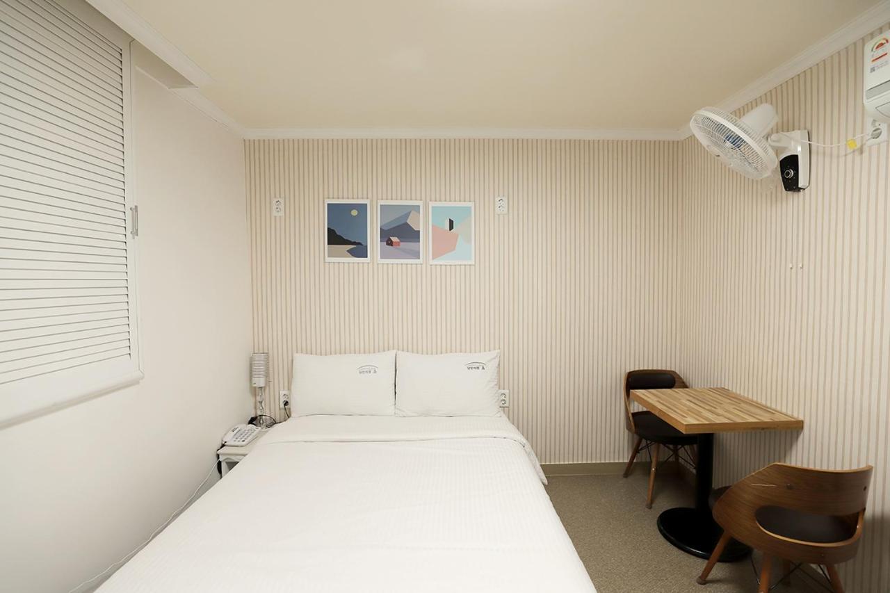 Stay Romantictrip_Hostel Gyeongju Zewnętrze zdjęcie