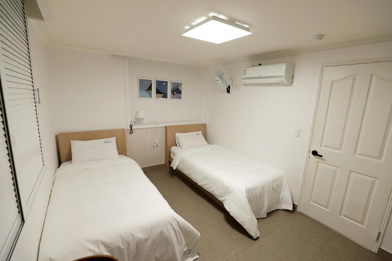 Stay Romantictrip_Hostel Gyeongju Zewnętrze zdjęcie