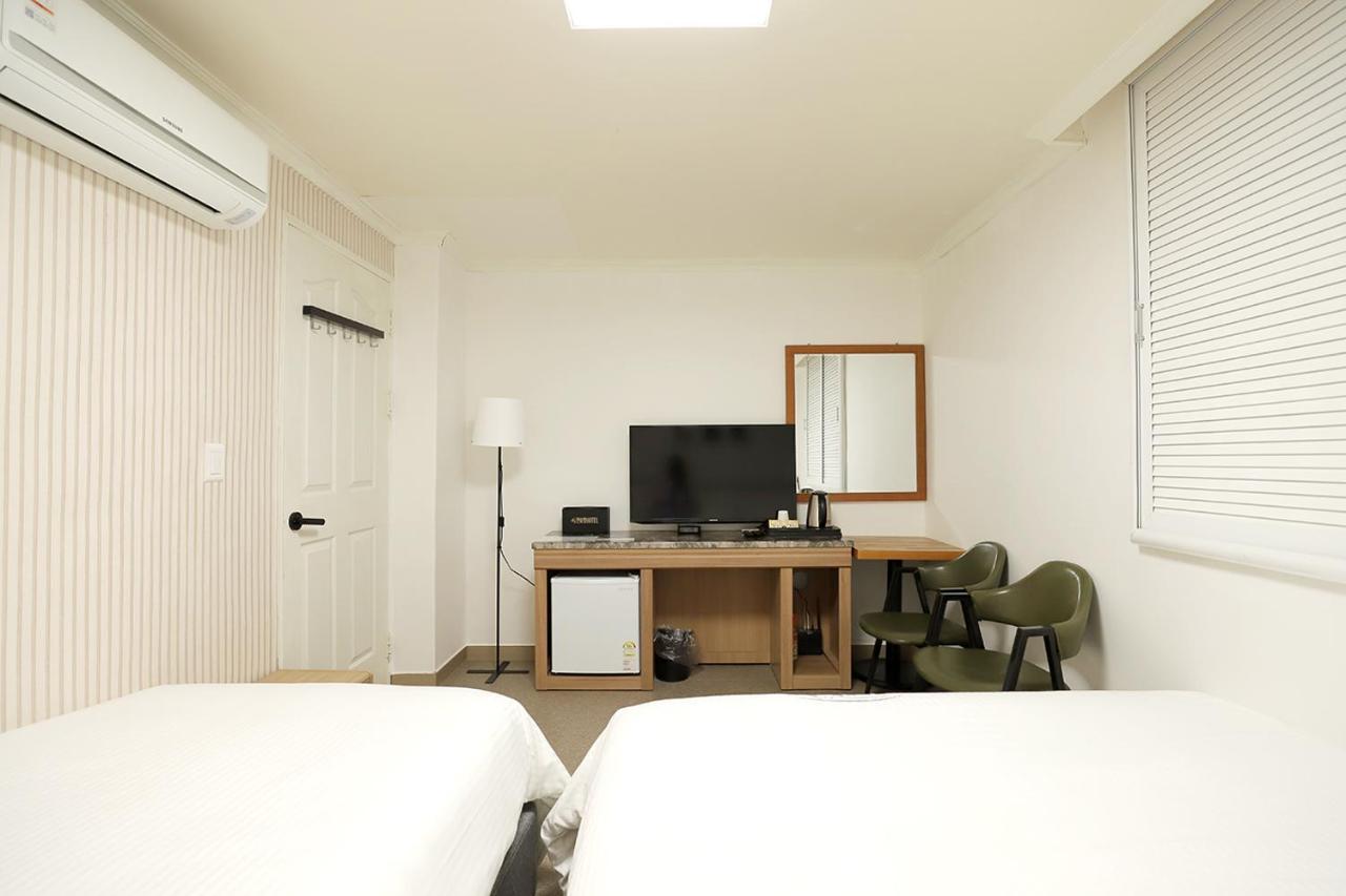 Stay Romantictrip_Hostel Gyeongju Zewnętrze zdjęcie