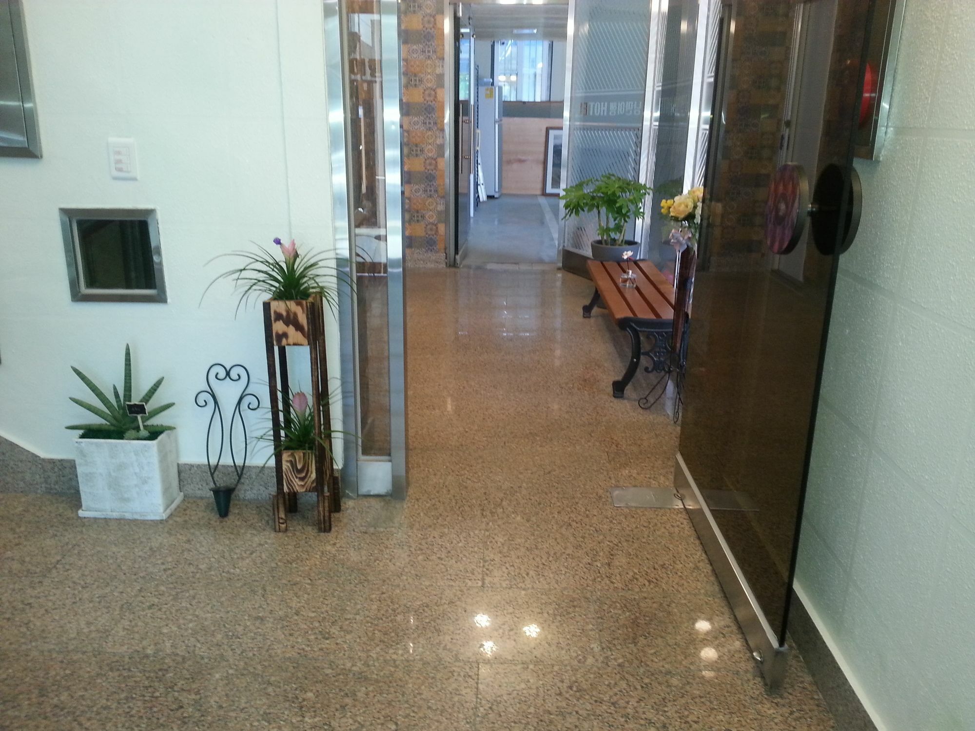 Stay Romantictrip_Hostel Gyeongju Zewnętrze zdjęcie