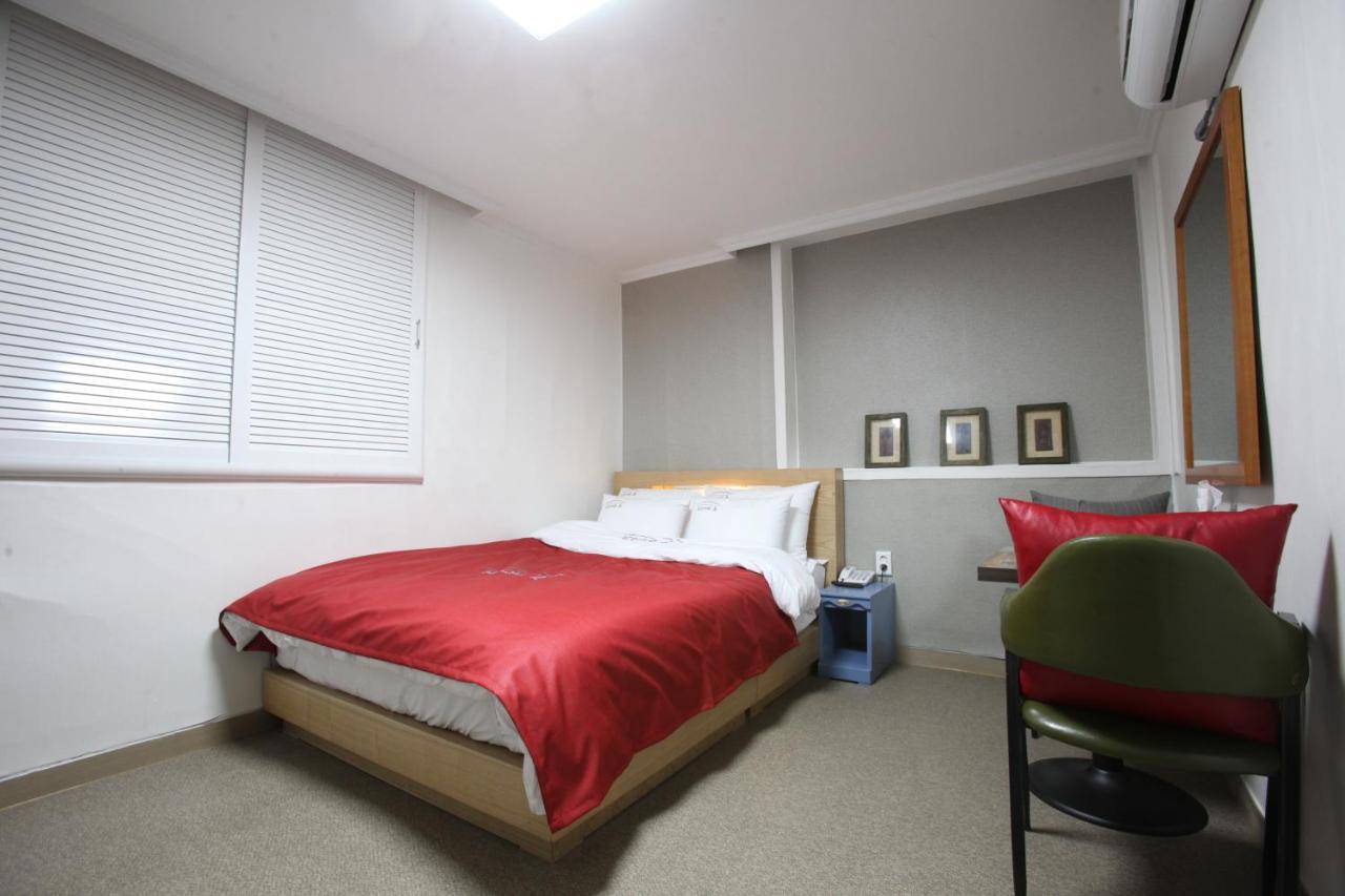 Stay Romantictrip_Hostel Gyeongju Zewnętrze zdjęcie