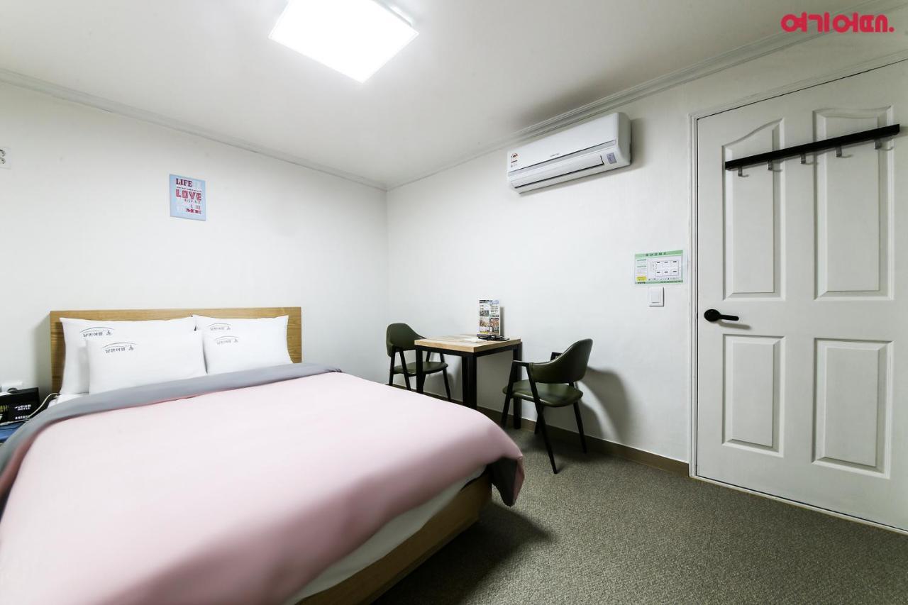 Stay Romantictrip_Hostel Gyeongju Zewnętrze zdjęcie