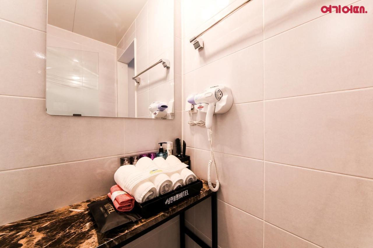Stay Romantictrip_Hostel Gyeongju Zewnętrze zdjęcie
